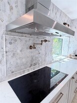 7985 SW 136th St in Miami, FL - Building Photo