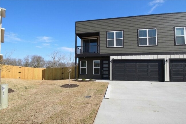 property at 1804 SW Casuarina Dr