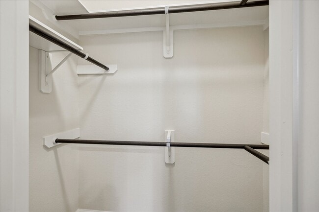 10604 Centre Glade Dr in Houston, TX - Building Photo - Building Photo