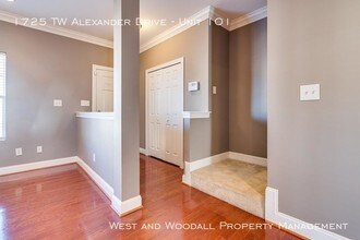 1725 TW Alexander Dr in Durham, NC - Building Photo - Building Photo