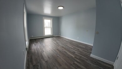 823 Hayward St in Manchester, NH - Building Photo - Building Photo