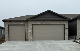 1923 Battista Ave in Lincoln, NE - Building Photo - Building Photo