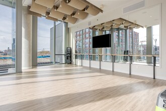 1152 W Carroll Ave in Chicago, IL - Building Photo - Building Photo