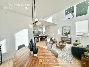 12015 36th Ave NE in Seattle, WA - Building Photo - Building Photo