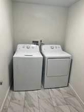 690 Cambridge Dr in Idaho Falls, ID - Building Photo - Building Photo