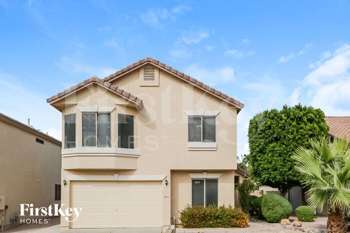 2082 E Arabian Dr in Gilbert, AZ - Building Photo