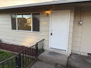 266 40th St in Springfield, OR - Building Photo - Building Photo