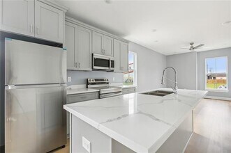 3503 Hamburg St in New Orleans, LA - Building Photo - Building Photo