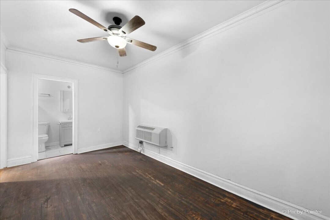 3111 N Clifton Ave in Chicago, IL - Building Photo
