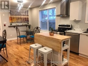 442 McLeod St in Ottawa, ON - Building Photo - Building Photo