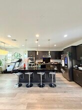 1676 S Central Pkwy in Mountain House, CA - Building Photo - Building Photo