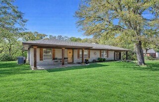 800 FM 1187 in Aledo, TX - Building Photo