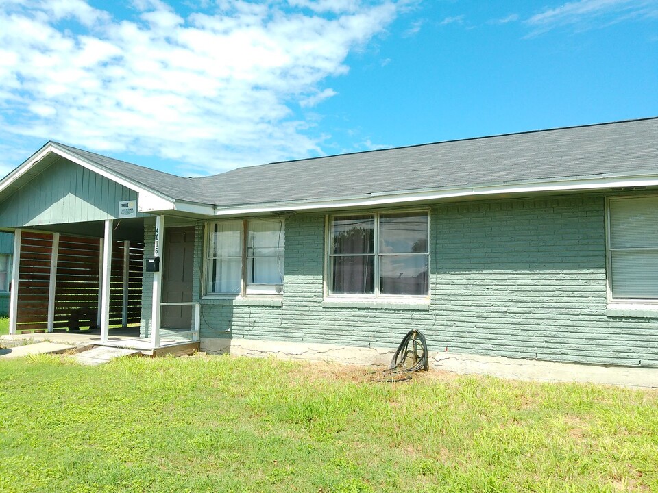 4006 McArdle Rd in Corpus Christi, TX - Building Photo