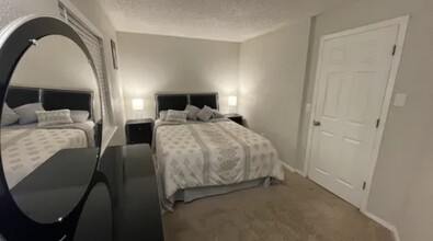 909 S Dawson Way, Unit Unit1 in Aurora, CO - Foto de edificio - Building Photo