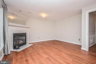 13776 Lambertina Pl in Rockville, MD - Building Photo - Building Photo