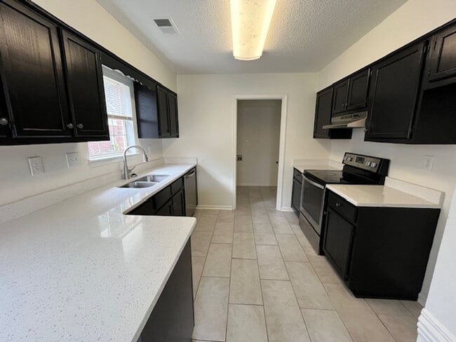 7173 Greenbriar Dr in Southaven, MS - Building Photo - Building Photo