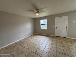 2407 E 10th St in Panama City, FL - Building Photo - Building Photo