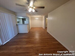 6311 Bostonian in San Antonio, TX - Building Photo - Building Photo
