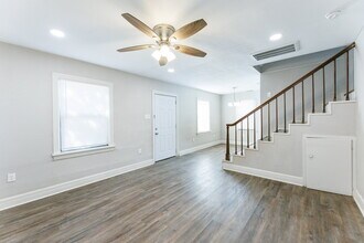 1718 22nd St in Lubbock, TX - Foto de edificio - Building Photo