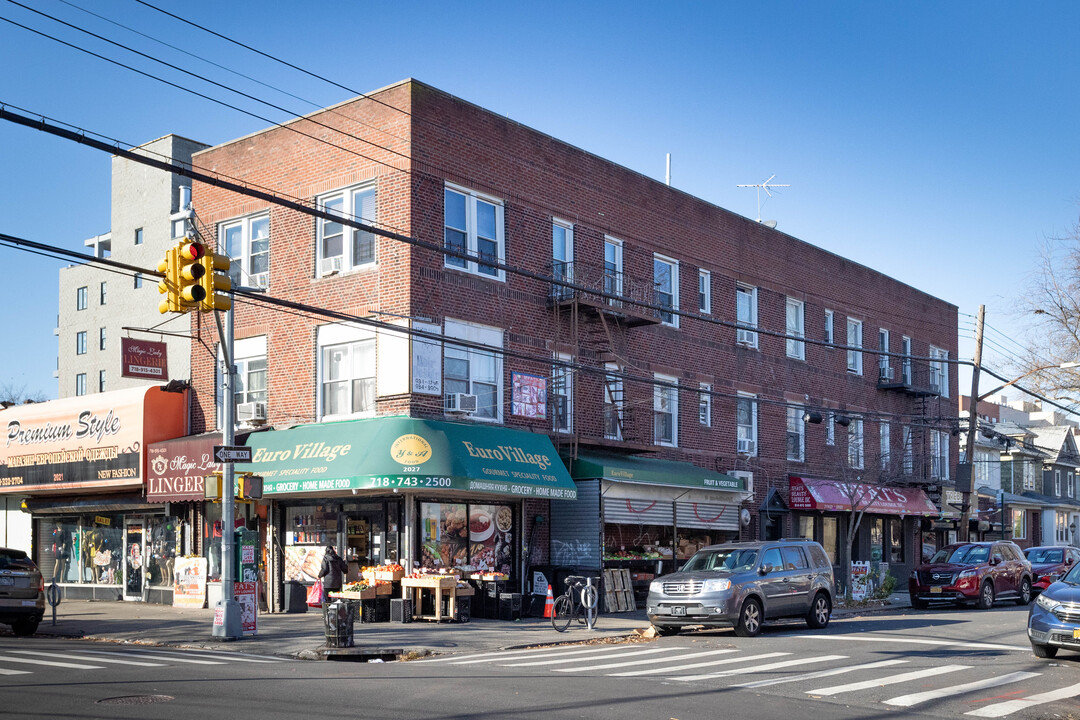 2099 Avenue U in Brooklyn, NY - Building Photo