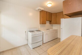 25 19th Ave in Los Angeles, CA - Foto de edificio - Building Photo