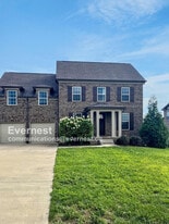 2951 Stewart Campbell Pointe in Spring Hill, TN - Building Photo