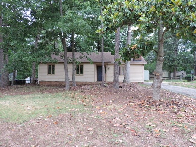 property at 6207 Stoneyridge Dr