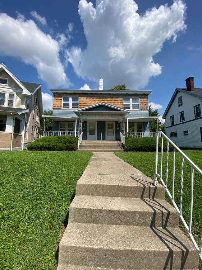 property at 967-971 Harvard Blvd