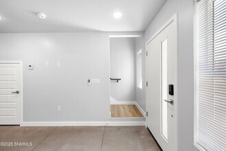 1380 Monte Vista Ave in Las Cruces, NM - Building Photo - Building Photo