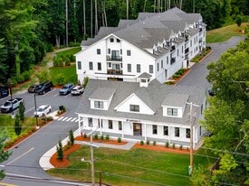 52-54 Windham Rd in Pelham, NH - Building Photo