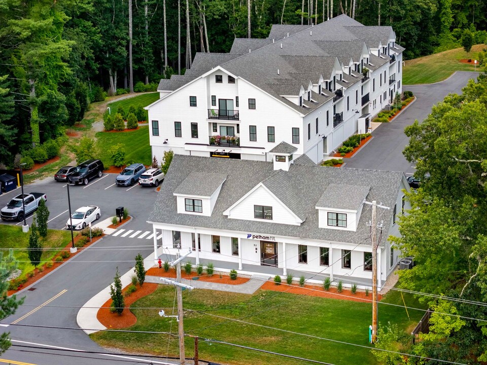 52-54 Windham Rd in Pelham, NH - Building Photo