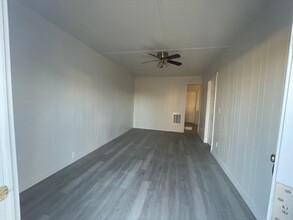 290 Thorpe St in Independence, OR - Building Photo - Building Photo
