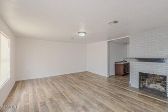 197 S Glenwood St in El Paso, TX - Building Photo - Building Photo