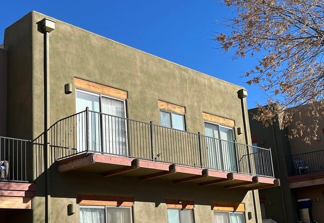 property at 4220 N Montezuma Ave