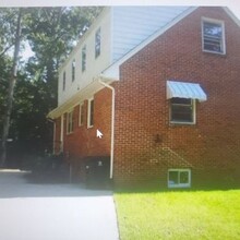 10000 Locust St in Glenn Dale, MD - Building Photo - Building Photo