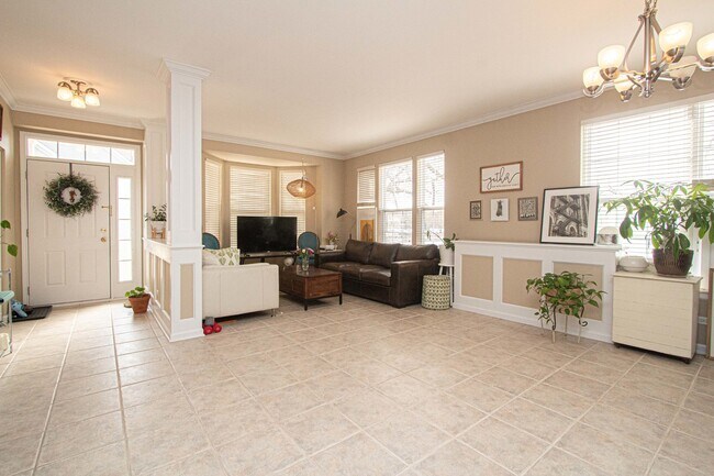 1200 Georgetown Way in Vernon Hills, IL - Building Photo - Building Photo