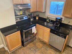 203 Lehigh Ave in Pittsburgh, PA - Building Photo - Building Photo