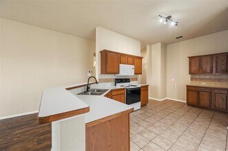1225 Mountain Air Trail in Fort Worth, TX - Building Photo - Building Photo