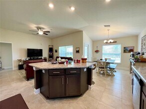 14526 Scottburgh Glen Dr in Wimauma, FL - Building Photo - Building Photo