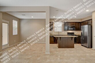7463 Earnshaw Ave in Las Vegas, NV - Building Photo - Building Photo