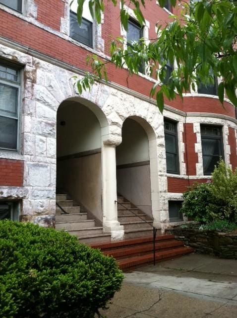 property at 199 Winthrop Rd