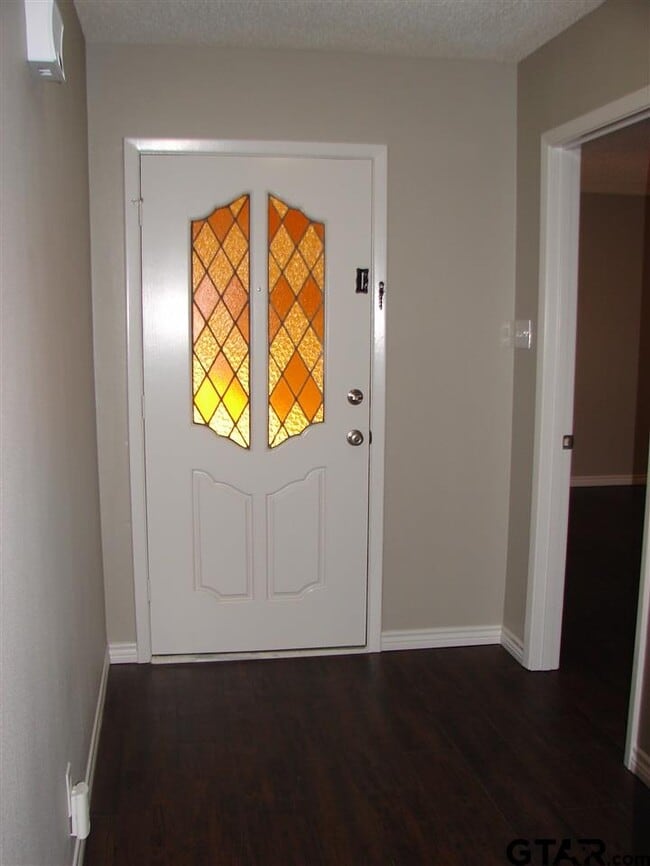 419 Top Hill Dr in Tyler, TX - Building Photo - Building Photo