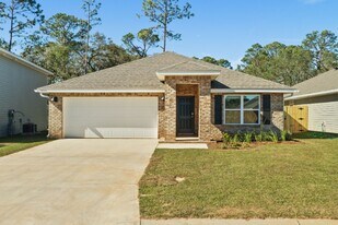 10593 Queens Gate Cir in Pensacola, FL - Building Photo