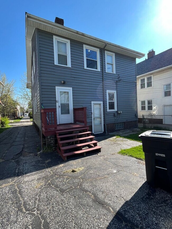 11522-11522 Headley Ave in Cleveland, OH - Building Photo - Building Photo