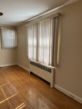 1306 Oakwood St in Bedford, VA - Building Photo - Building Photo