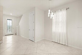 5192 Chickadee St in St. Cloud, FL - Building Photo - Building Photo