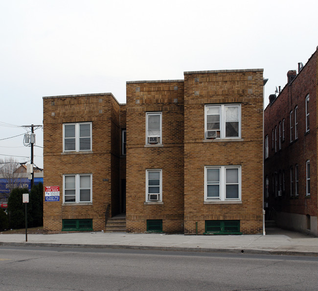 72-74 Main Ave in Passaic, NJ - Building Photo - Building Photo