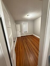 147 School St in Chicopee, MA - Building Photo - Building Photo