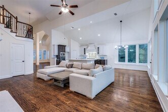 8616 Tuscan Oaks Dr in McKinney, TX - Building Photo - Building Photo
