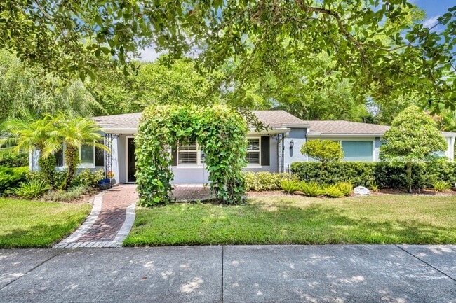 1911 Winter Park Rd